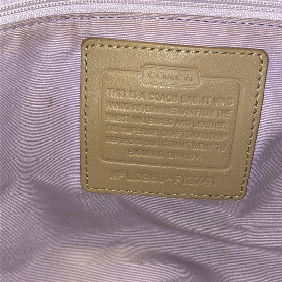 Tan Coach handbag - Picture 6 of 9